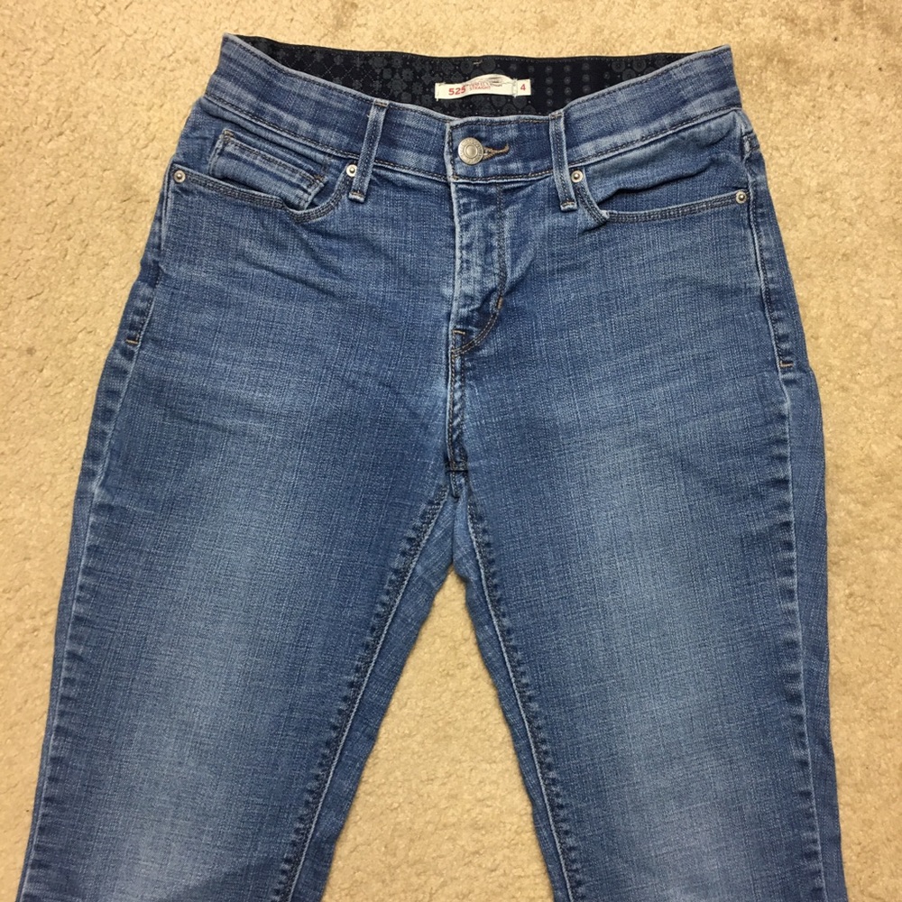 Levi’s Women’s Straight Jeans